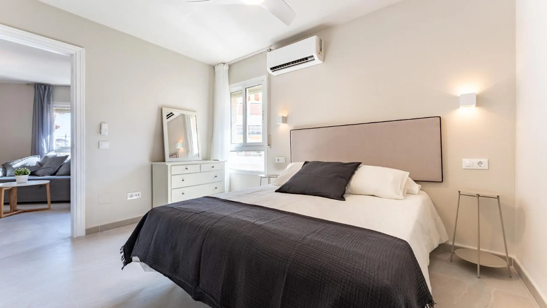 Apartment Trinidad By Carohomes Malaga Spain
